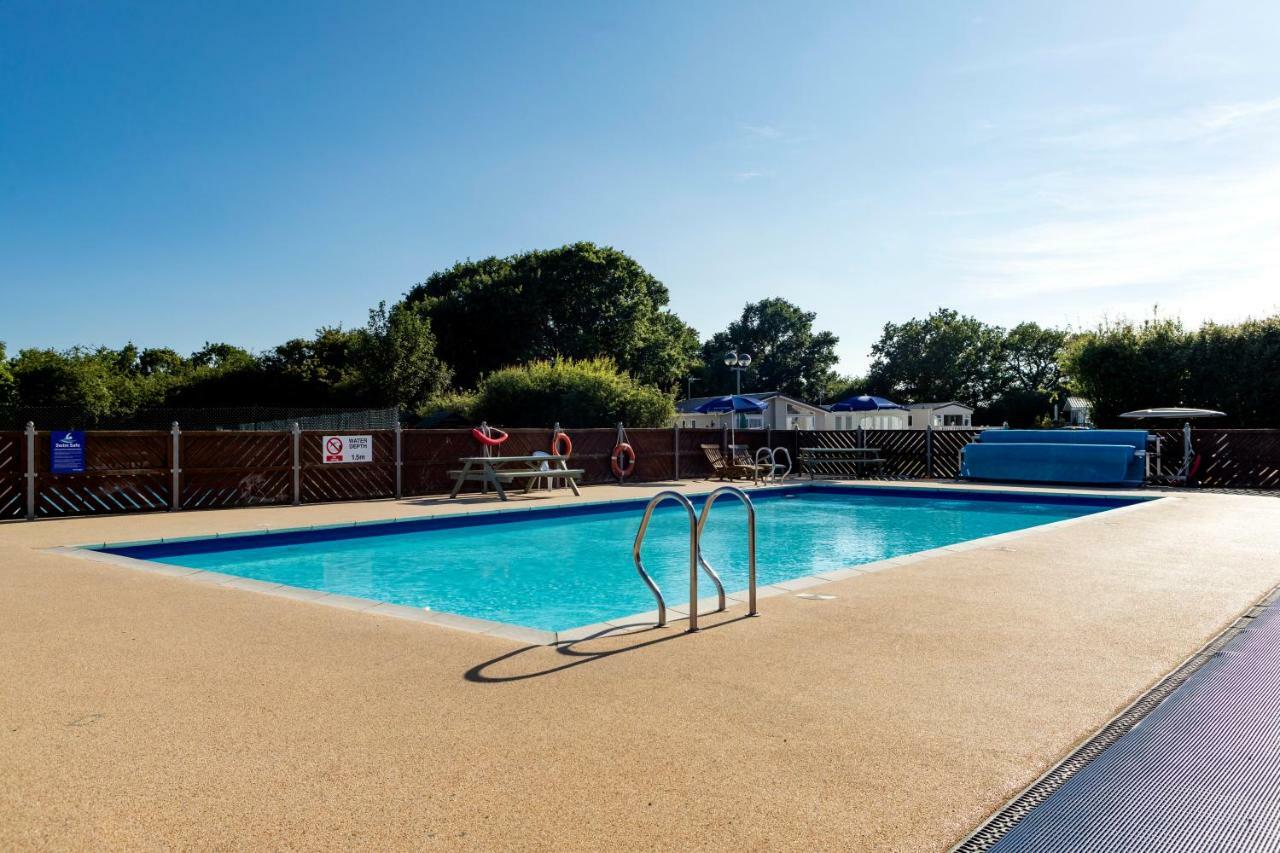 Camping Pods, Carlton Meres Holiday Park Rendham Exteriér fotografie