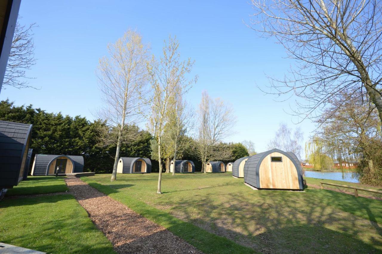 Camping Pods, Carlton Meres Holiday Park Rendham Exteriér fotografie